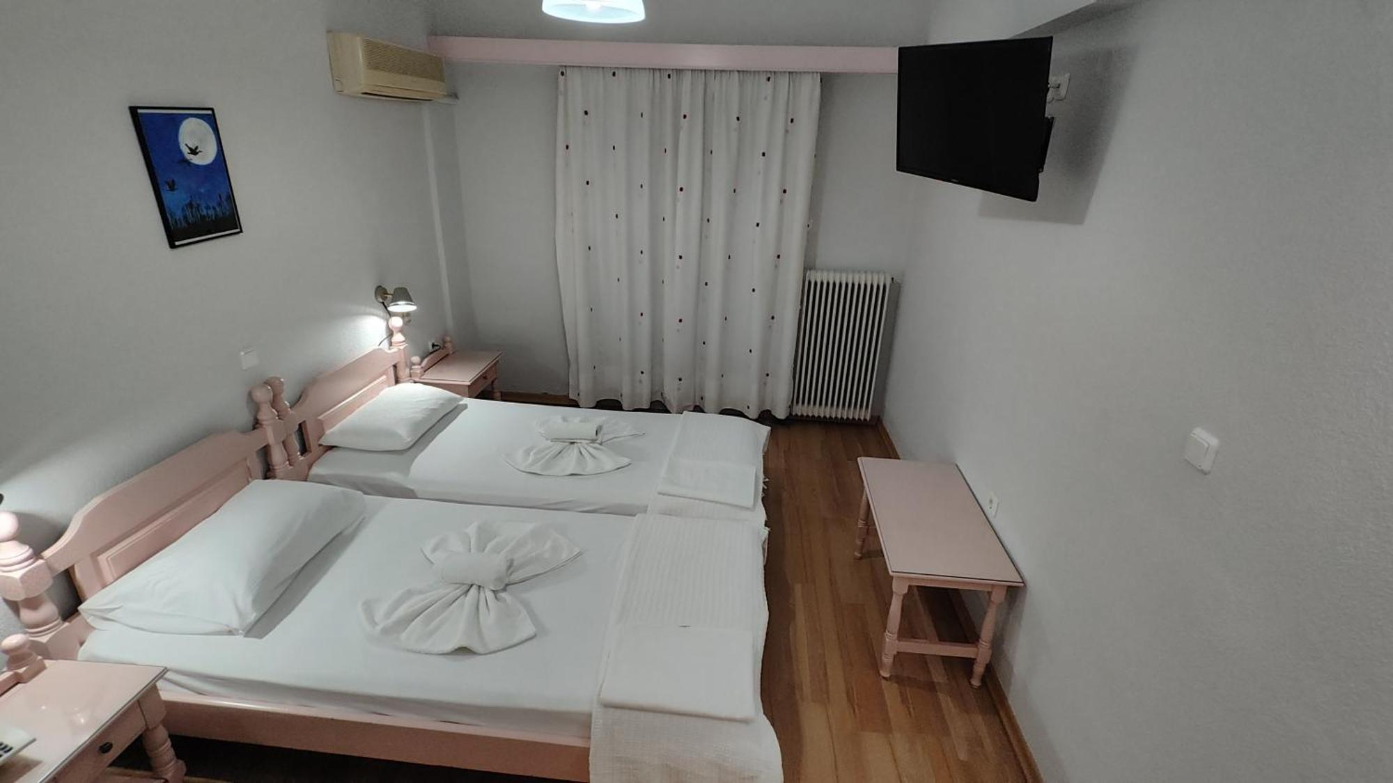 לאוטרה אדיפסאו Kapolos Spa Hotel חדר תמונה