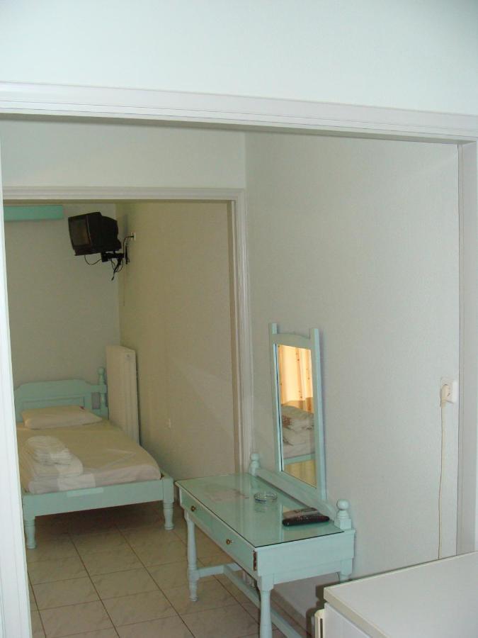 לאוטרה אדיפסאו Kapolos Spa Hotel מראה חיצוני תמונה