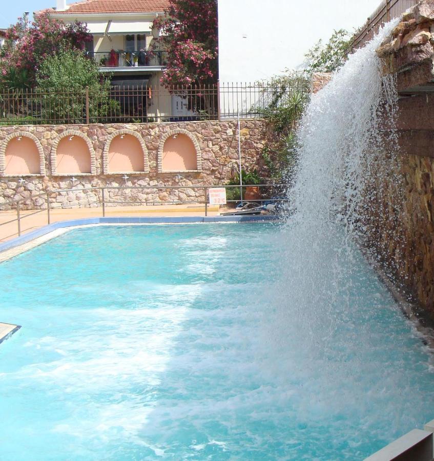 לאוטרה אדיפסאו Kapolos Spa Hotel מראה חיצוני תמונה
